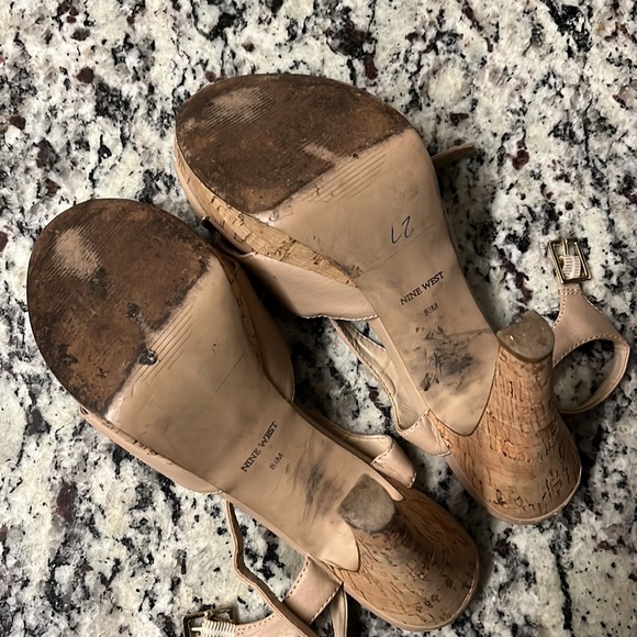 Nine West Sandals with cork heel. - Picture 3 of 3